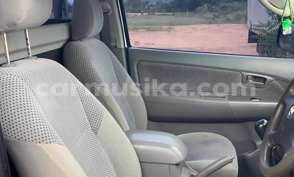 Tenga Tsaru Toyota Hilux Chena Mota in Bulawayo in Bulawayo Tenga Tsaru Toyota Hilux Chena Mota in Bulawayo in Bulawayo