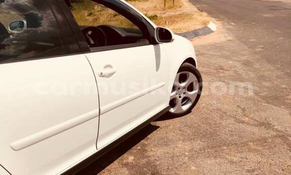 Tenga Tsaru Volkswagen Golf GTI Chena Mota in Bulawayo in Bulawayo Tenga Tsaru Volkswagen Golf GTI Chena Mota in Bulawayo in Bulawayo