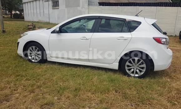 Tenga Tsaru Mazda Axela Chena Mota in Bulawayo in Bulawayo Tenga Tsaru Mazda Axela Chena Mota in Bulawayo in Bulawayo