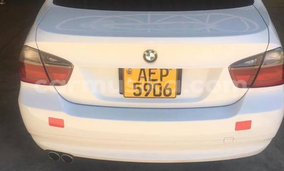 Tenga Tsaru BMW 3–Series Chena Mota in Bulawayo in Bulawayo Tenga Tsaru BMW 3–Series Chena Mota in Bulawayo in Bulawayo