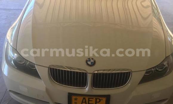 Tenga Tsaru BMW 3–Series Chena Mota in Bulawayo in Bulawayo Tenga Tsaru BMW 3–Series Chena Mota in Bulawayo in Bulawayo