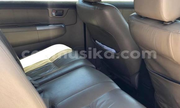 Tenga Tsaru Toyota Fortuner Chena Mota in Bulawayo in Bulawayo Tenga Tsaru Toyota Fortuner Chena Mota in Bulawayo in Bulawayo