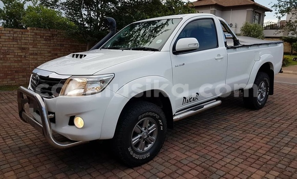 Acheter Occasion Voiture Toyota Hilux Blanc à Harare, Harare Acheter Occasion Voiture Toyota Hilux Blanc à Harare, Harare
