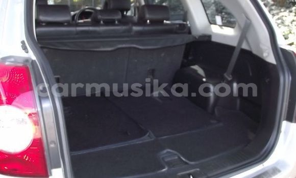 Buy Used Chevrolet Captiva Silver Car in Borrowdale in Harare Buy Used Chevrolet Captiva Silver Car in Borrowdale in Harare