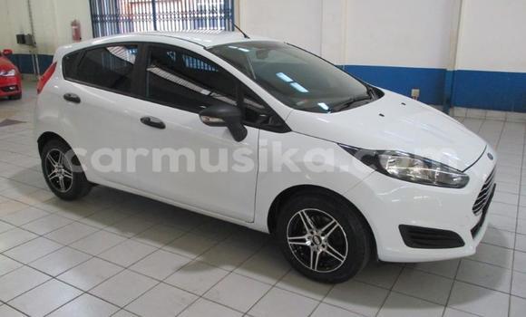 Buy Used Ford Fiesta White Car in Beitbridge in Matabeleland South