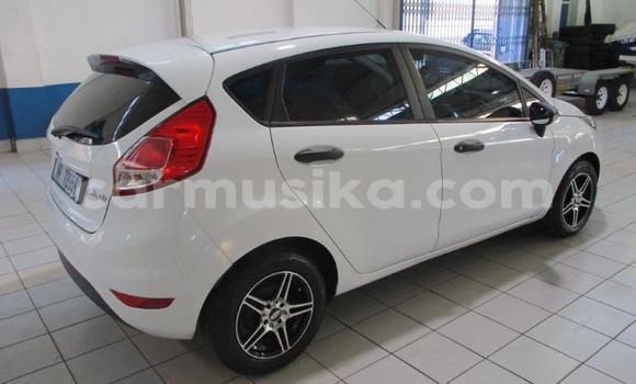 Tenga Tsaru Ford Fiesta Chena Mota in Beitbridge in Matabeleland South Tenga Tsaru Ford Fiesta Chena Mota in Beitbridge in Matabeleland South