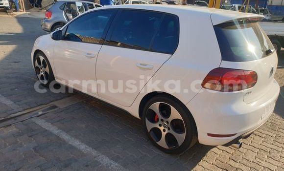 Acheter Occasion Voiture Volkswagen Golf Blanc à Beitbridge, Matabeleland South Acheter Occasion Voiture Volkswagen Golf Blanc à Beitbridge, Matabeleland South