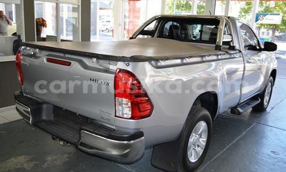 Tenga Tsaru Toyota Hilux Sirivha Mota in Avondale in Harare Tenga Tsaru Toyota Hilux Sirivha Mota in Avondale in Harare