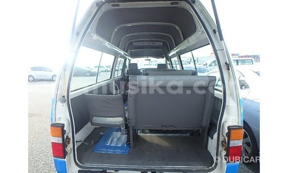 Tenga Imported Nissan Caravan Chena Mota in Import - Dubai in Harare Tenga Imported Nissan Caravan Chena Mota in Import - Dubai in Harare