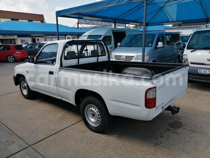 Big with watermark toyota hilux matabeleland south beitbridge 16733