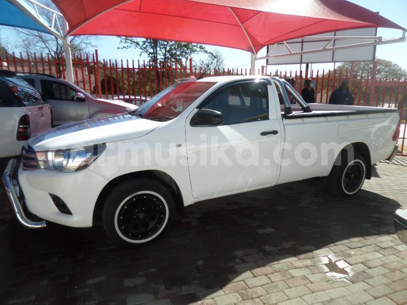 Big with watermark toyota hilux matabeleland south beitbridge 16735