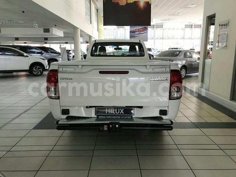 Big with watermark toyota hilux matabeleland south beitbridge 16741