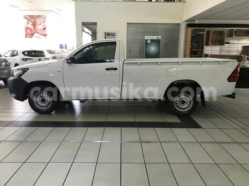 Big with watermark toyota hilux matabeleland south beitbridge 16741