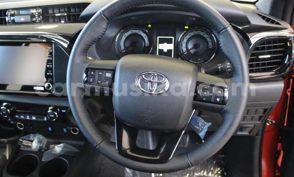Buy Used Toyota Hilux Red Car in Beitbridge in Matabeleland South Buy Used Toyota Hilux Red Car in Beitbridge in Matabeleland South