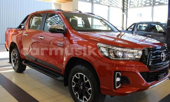 Buy Used Toyota Hilux Red Car in Beitbridge in Matabeleland South Buy Used Toyota Hilux Red Car in Beitbridge in Matabeleland South