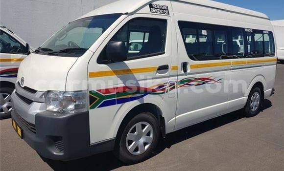 Acheter Occasion Voiture Toyota Hiace Blanc à Harare, Harare Acheter Occasion Voiture Toyota Hiace Blanc à Harare, Harare