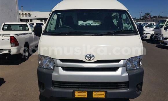 Acheter Occasion Voiture Toyota Hiace Blanc à Harare, Harare Acheter Occasion Voiture Toyota Hiace Blanc à Harare, Harare