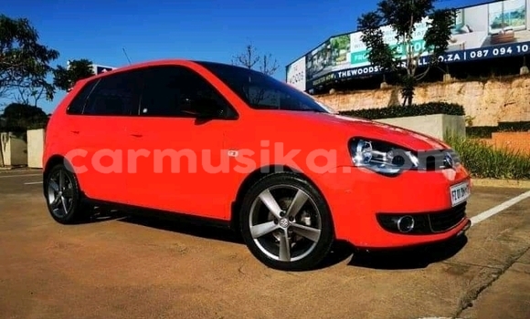 Tenga Tsaru Volkswagen Polo Tsvuku Mota in Beitbridge in Matabeleland South Tenga Tsaru Volkswagen Polo Tsvuku Mota in Beitbridge in Matabeleland South