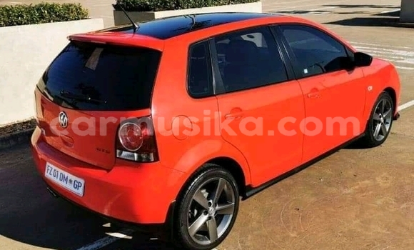 Tenga Tsaru Volkswagen Polo Tsvuku Mota in Beitbridge in Matabeleland South Tenga Tsaru Volkswagen Polo Tsvuku Mota in Beitbridge in Matabeleland South