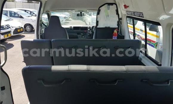 Acheter Occasion Voiture Toyota Hiace Blanc à Harare, Harare Acheter Occasion Voiture Toyota Hiace Blanc à Harare, Harare