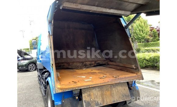 Tenga Imported Mitsubishi Fuso Bhuruu Rori in Import - Dubai in Harare Tenga Imported Mitsubishi Fuso Bhuruu Rori in Import - Dubai in Harare