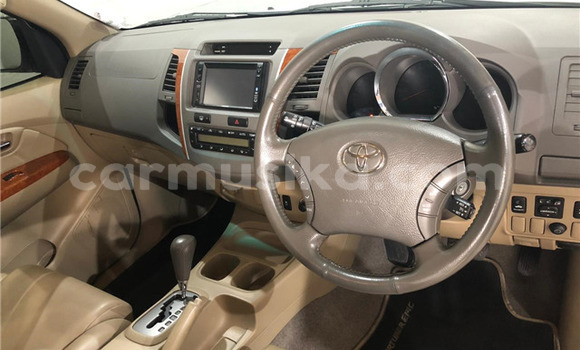 Acheter Occasion Voiture Toyota Fortuner Blanc à Harare, Harare Acheter Occasion Voiture Toyota Fortuner Blanc à Harare, Harare