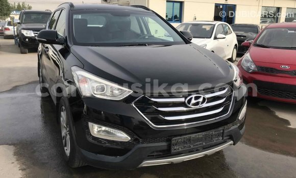 Tenga Imported Hyundai Santa Fe Nhema Mota in Import - Dubai in Harare Tenga Imported Hyundai Santa Fe Nhema Mota in Import - Dubai in Harare