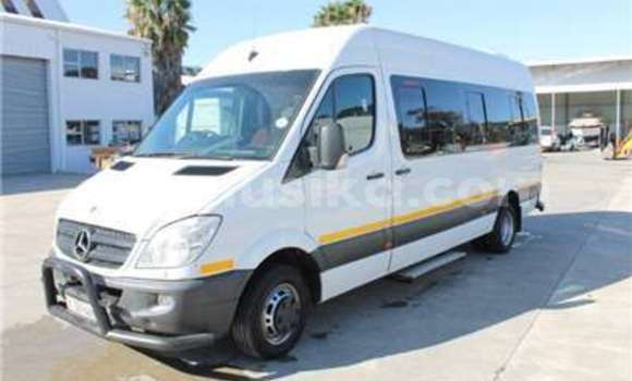 Acheter Occasion Voiture Mercedes‒Benz Esprit Blanc à Beitbridge, Matabeleland South Acheter Occasion Voiture Mercedes‒Benz Esprit Blanc à Beitbridge, Matabeleland South