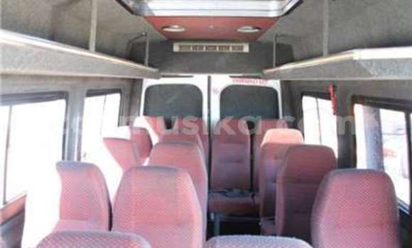 Acheter Occasion Voiture Mercedes‒Benz Esprit Blanc à Beitbridge, Matabeleland South Acheter Occasion Voiture Mercedes‒Benz Esprit Blanc à Beitbridge, Matabeleland South