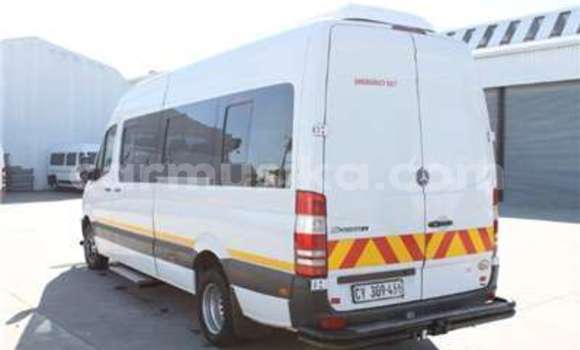 Acheter Occasion Voiture Mercedes‒Benz Esprit Blanc à Beitbridge, Matabeleland South Acheter Occasion Voiture Mercedes‒Benz Esprit Blanc à Beitbridge, Matabeleland South