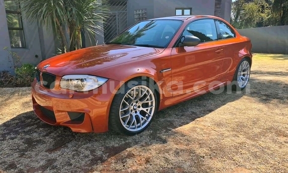 Nunua Ilio tumika BMW M3 Nyekundu Gari ndani ya Beitbridge nchini Matabeleland Kusini