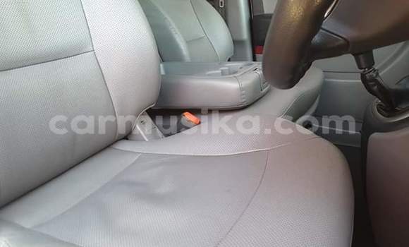 Acheter Occasion Voiture Hyundai Starex (H-1) Blanc à Avondale, Harare Acheter Occasion Voiture Hyundai Starex (H-1) Blanc à Avondale, Harare