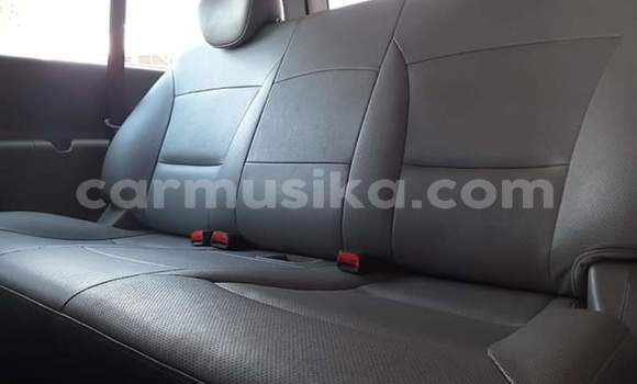 Acheter Occasion Voiture Hyundai Starex (H-1) Blanc à Avondale, Harare Acheter Occasion Voiture Hyundai Starex (H-1) Blanc à Avondale, Harare