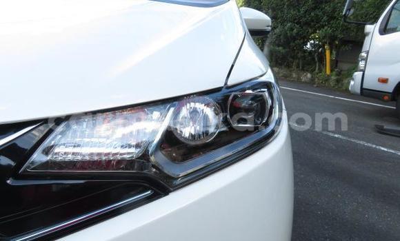 Buy Used Honda Fit Silver Car in Beitbridge in Matabeleland South Buy Used Honda Fit Silver Car in Beitbridge in Matabeleland South