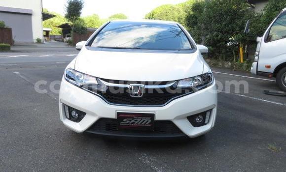 Buy Used Honda Fit Silver Car in Beitbridge in Matabeleland South Buy Used Honda Fit Silver Car in Beitbridge in Matabeleland South