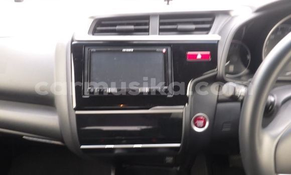 Buy Used Honda Fit Blue Car in Beitbridge in Matabeleland South Buy Used Honda Fit Blue Car in Beitbridge in Matabeleland South