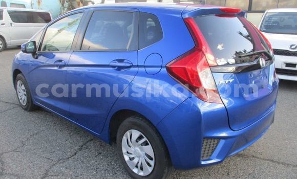 Buy Used Honda Fit Blue Car in Beitbridge in Matabeleland South Buy Used Honda Fit Blue Car in Beitbridge in Matabeleland South