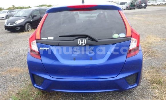 Buy Used Honda Fit Blue Car in Beitbridge in Matabeleland South Buy Used Honda Fit Blue Car in Beitbridge in Matabeleland South