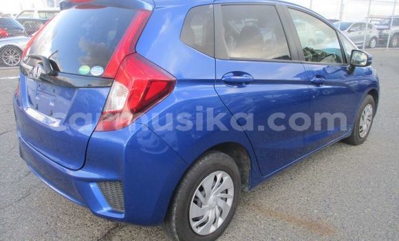 Buy Used Honda Fit Blue Car in Beitbridge in Matabeleland South Buy Used Honda Fit Blue Car in Beitbridge in Matabeleland South