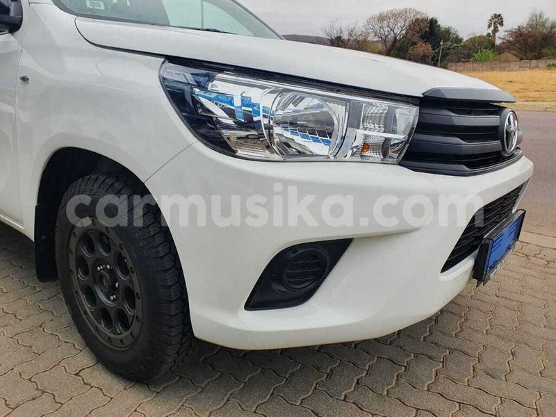 Big with watermark toyota hilux matabeleland south beitbridge 16762