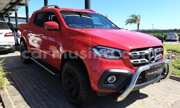 Tenga Tsaru Mercedes‒Benz X-klasse Concept Tsvuku Mota in Harare in Harare Tenga Tsaru Mercedes‒Benz X-klasse Concept Tsvuku Mota in Harare in Harare