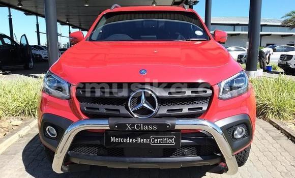 Tenga Tsaru Mercedes‒Benz X-klasse Concept Tsvuku Mota in Harare in Harare Tenga Tsaru Mercedes‒Benz X-klasse Concept Tsvuku Mota in Harare in Harare