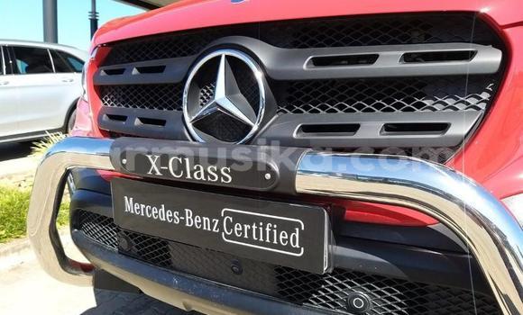 Tenga Tsaru Mercedes‒Benz X-klasse Concept Tsvuku Mota in Harare in Harare Tenga Tsaru Mercedes‒Benz X-klasse Concept Tsvuku Mota in Harare in Harare