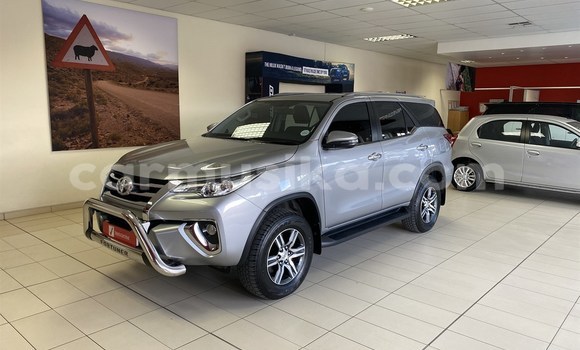 Buy Used Toyota Fortuner Silver Car in Beitbridge in Matabeleland South