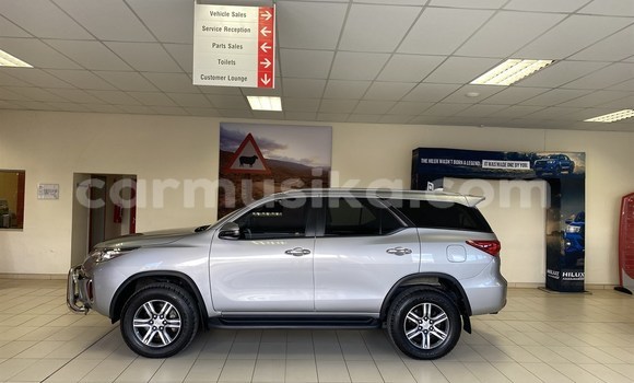 Tenga Tsaru Toyota Fortuner Sirivha Mota in Beitbridge in Matabeleland South Tenga Tsaru Toyota Fortuner Sirivha Mota in Beitbridge in Matabeleland South