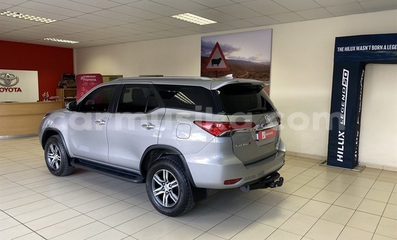 Tenga Tsaru Toyota Fortuner Sirivha Mota in Beitbridge in Matabeleland South Tenga Tsaru Toyota Fortuner Sirivha Mota in Beitbridge in Matabeleland South