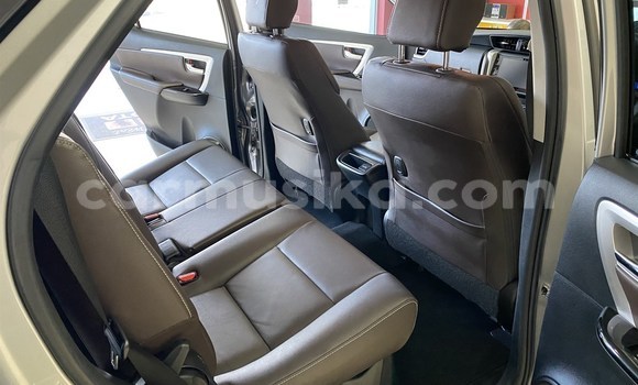 Tenga Tsaru Toyota Fortuner Sirivha Mota in Beitbridge in Matabeleland South Tenga Tsaru Toyota Fortuner Sirivha Mota in Beitbridge in Matabeleland South