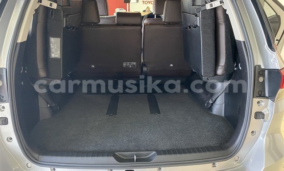 Tenga Tsaru Toyota Fortuner Sirivha Mota in Beitbridge in Matabeleland South Tenga Tsaru Toyota Fortuner Sirivha Mota in Beitbridge in Matabeleland South