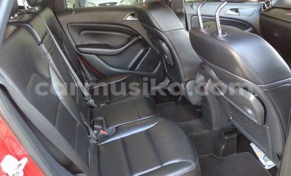 Acheter Occasion Voiture Mercedes‒Benz B-klasse Rouge à Beitbridge, Matabeleland South Acheter Occasion Voiture Mercedes‒Benz B-klasse Rouge à Beitbridge, Matabeleland South