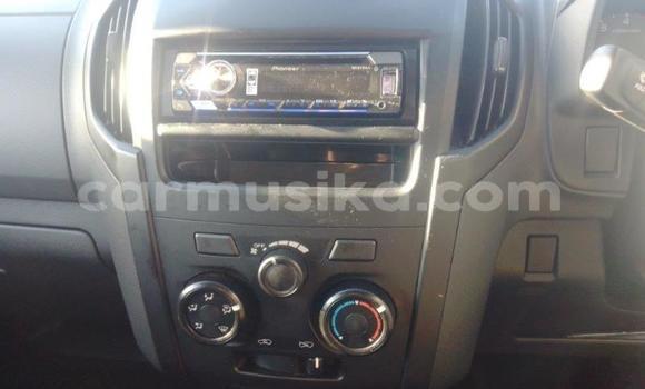 Buy Used Isuzu D–MAX White Car in Beitbridge in Matabeleland South Buy Used Isuzu D–MAX White Car in Beitbridge in Matabeleland South